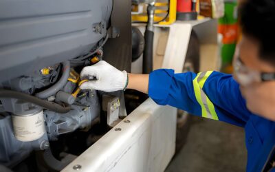 Kapan Harus Memperbaiki Mesin Forklift? Kenali Tanda-Tandanya
